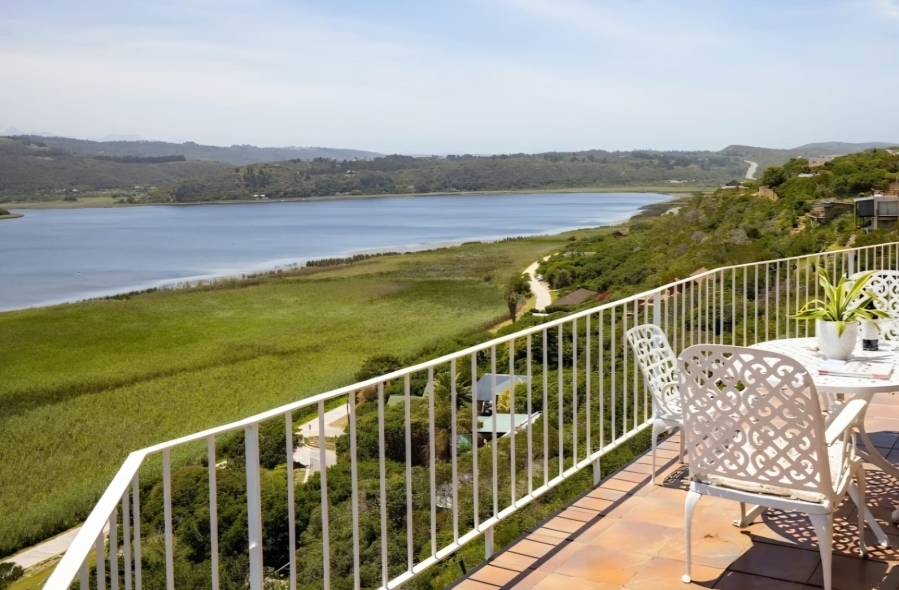 4 Bedroom Property for Sale in Wilderness Central Western Cape